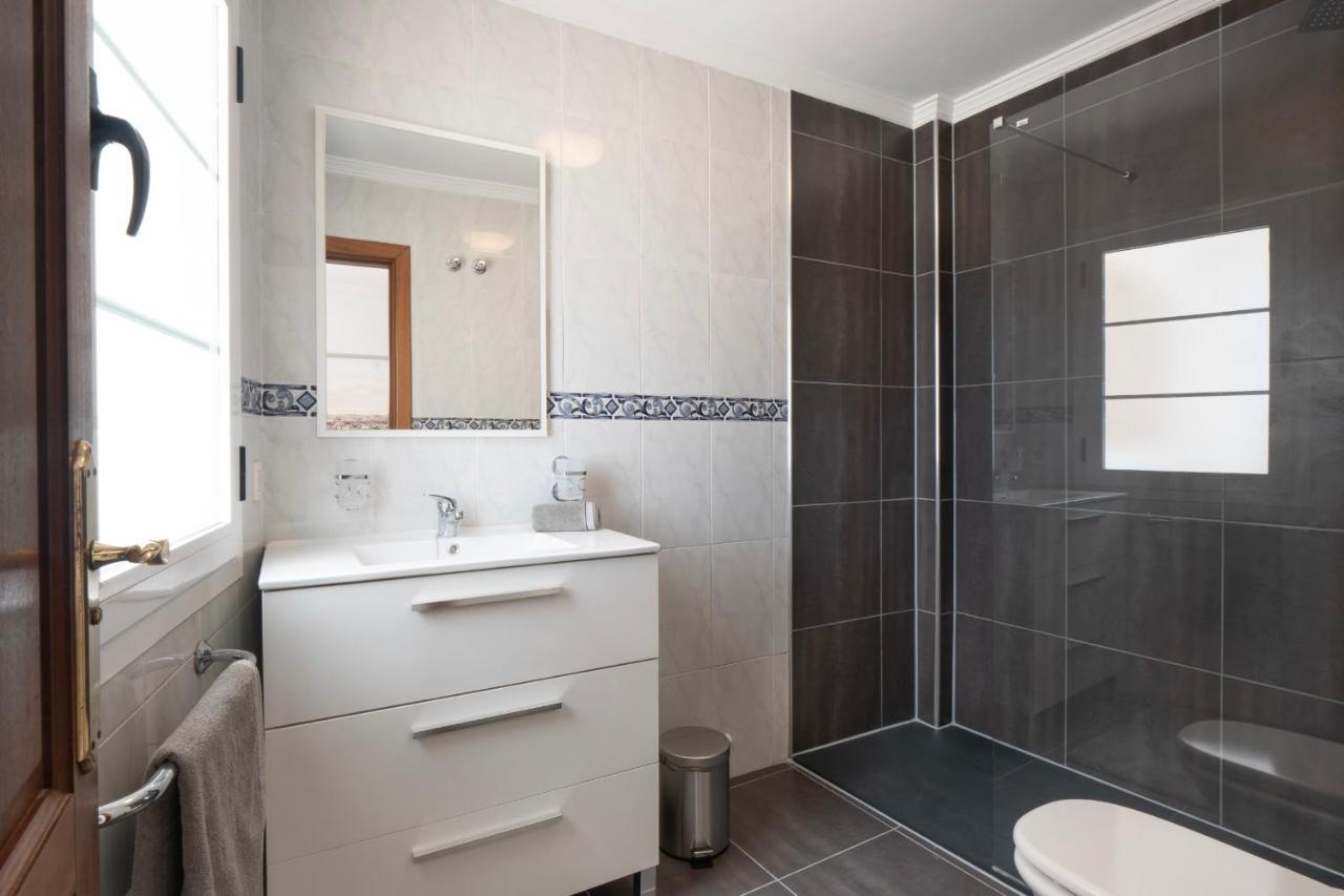 Comfortable And Modern Apartment Next To The Avenida Central In Тіас Екстер'єр фото